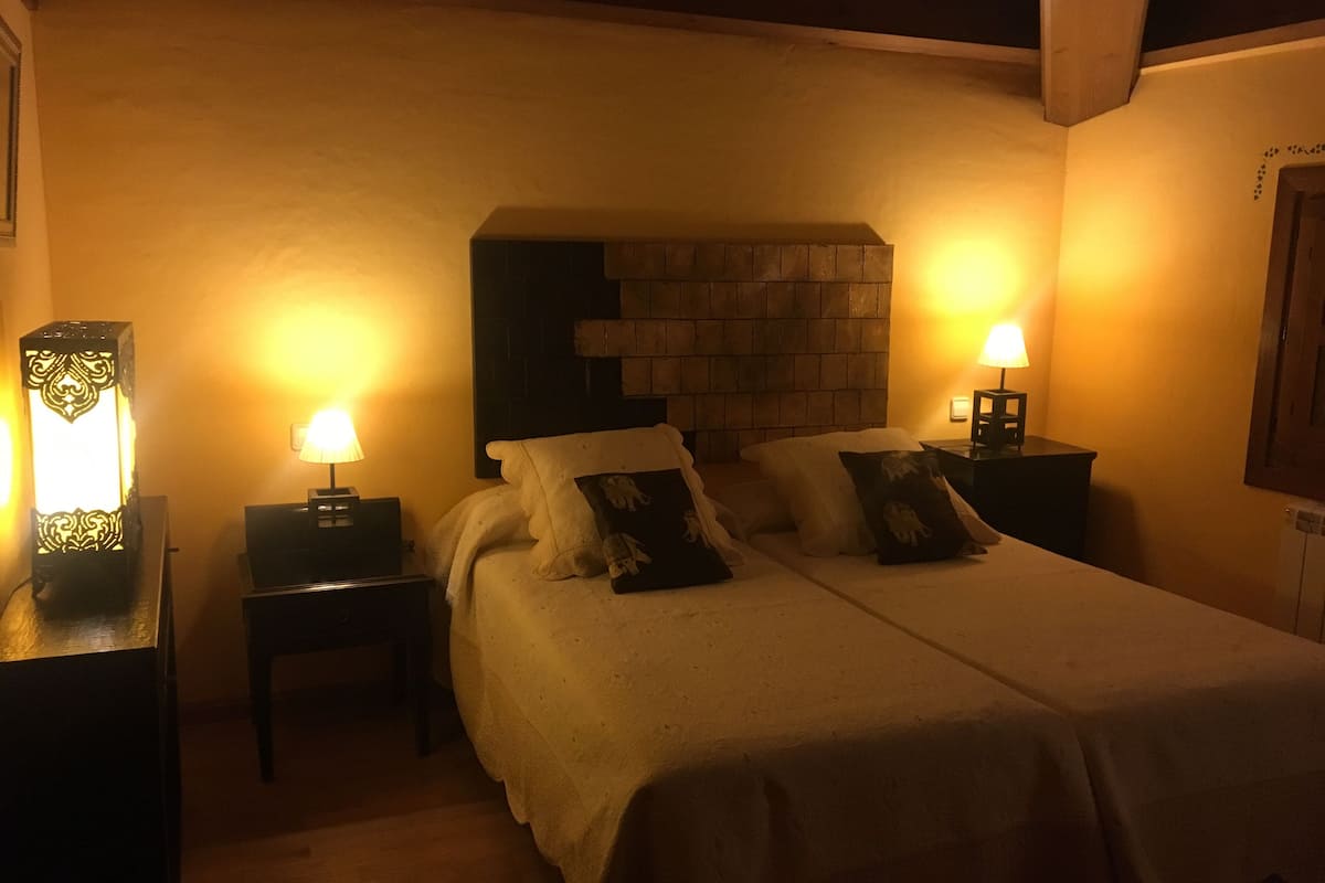 Standard Double Room, Valley View | Blackout drapes, iron/ironing board (on request)