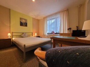 1 Schlafzimmer, WLAN, BettwÀsche