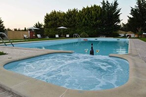 Indoor pool, outdoor pool, pool umbrellas, pool loungers - Villa Dimeon (West Achaea)