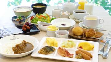Daily buffet breakfast for a fee
