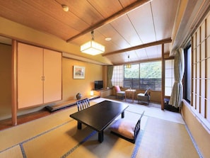 Unclassified image, 3 of 61, button - Yugawara Ohnoya Ryokan (Atami)