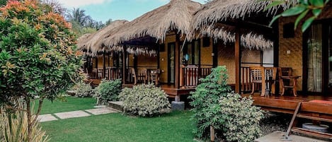 Superior Bungalow with Two Single Bed