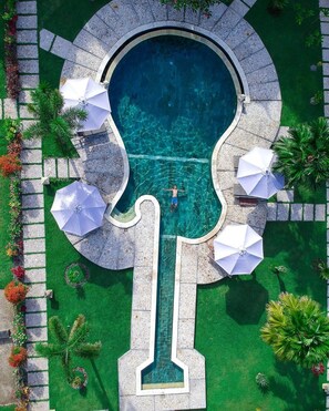 Outdoor pool - Aldi's Bungalow (Kuta)