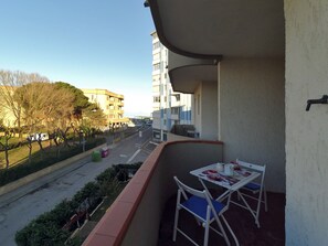 Apartment, 2 Bedrooms | View from room