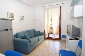 Apartment, 2 Bedrooms (Alfiere 1) | 2 bedrooms, cribs/infant beds, bed sheets - Alfiere Apartments (Comacchio)