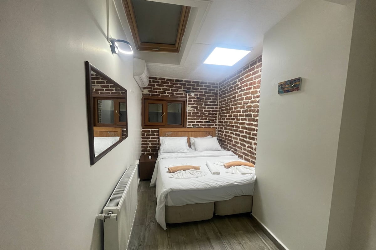 Standard Double Room | Soundproofing, free WiFi, bed sheets