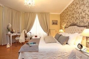 Superior Double Room | Soundproofing, iron/ironing board, cots/infant beds, free WiFi - Liberty Vatican Suites (Rome)