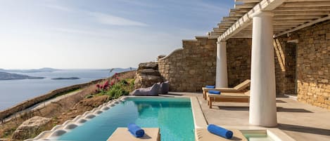 Mykonos Divino 4 - Sea View Studio with private pool | Terraza o patio