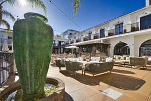 Terrace/patio - Paloma Blanca Boutique Hotel Puerto Banus (Marbella)