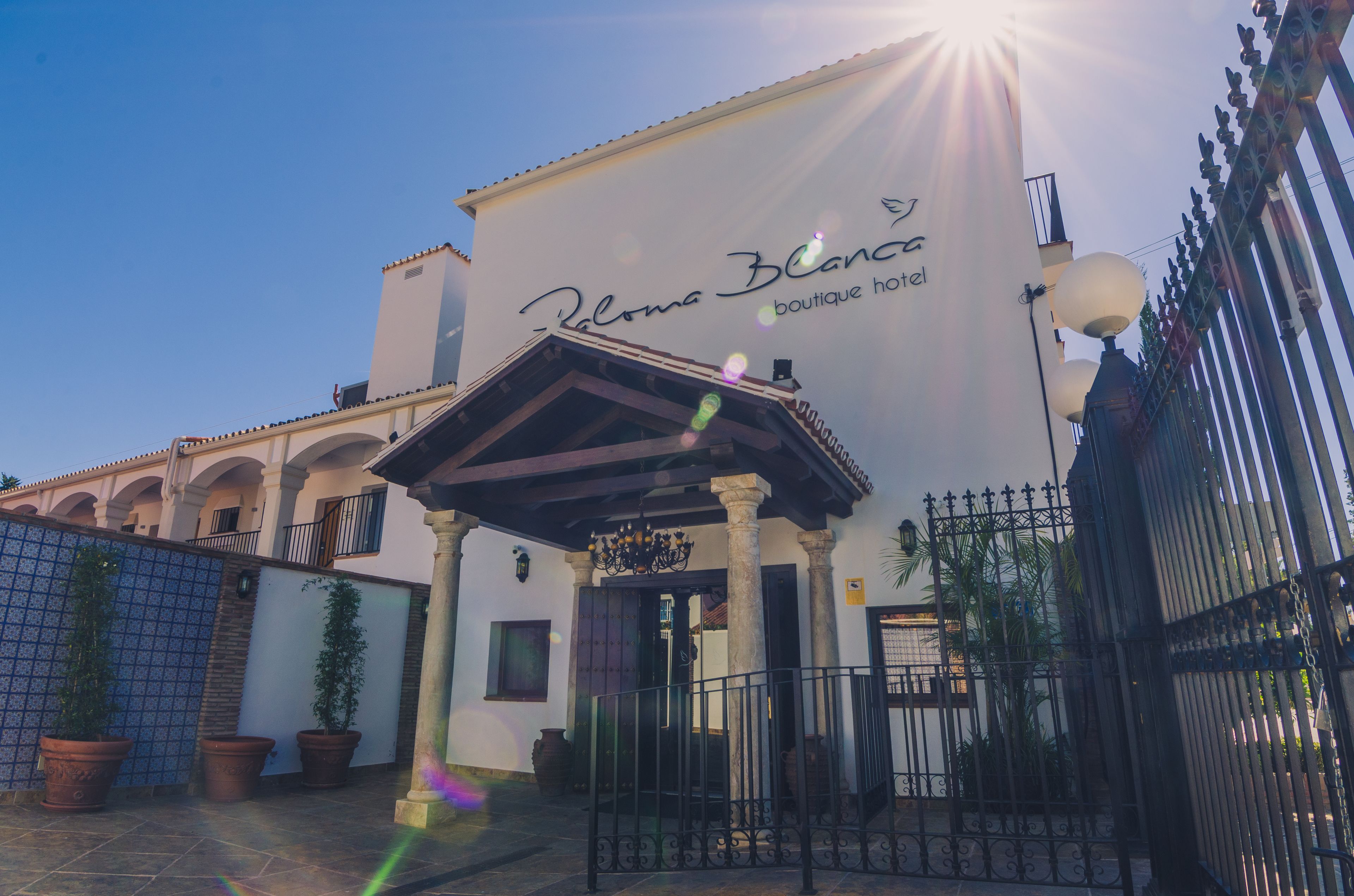 Entrada al alojamiento