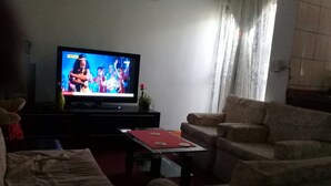 Living area - African Home Accommodation (Cape Town)