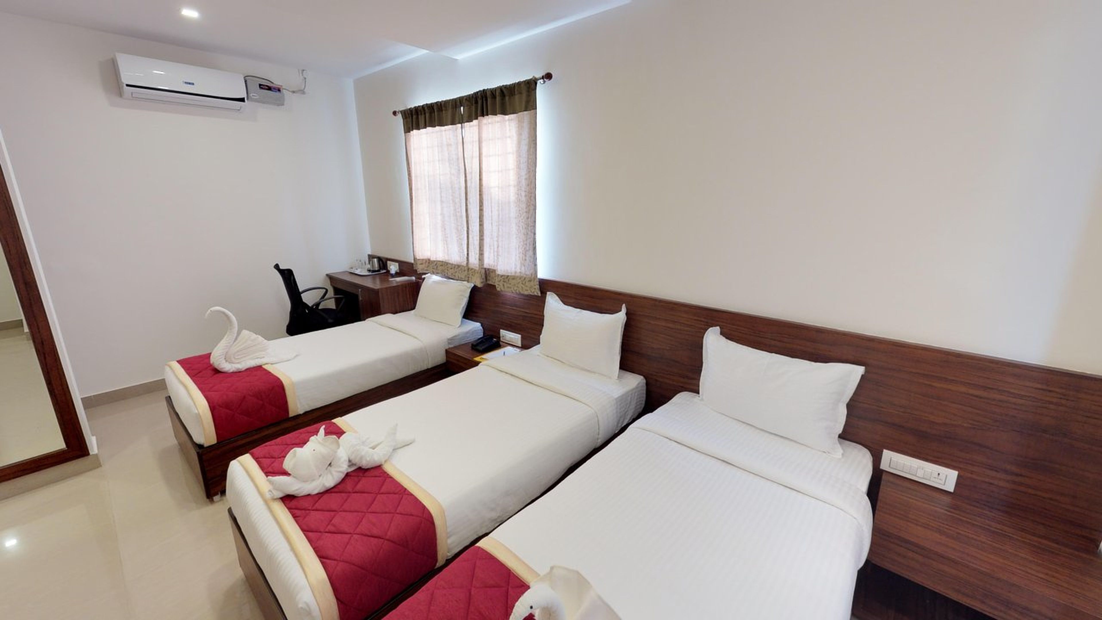 premium bedding, in-room safe, desk, soundproofing