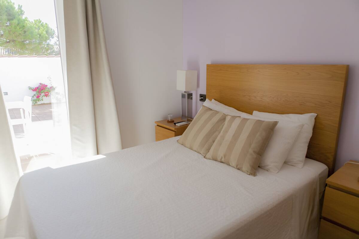 Double Room, Terrace | WiFi (free)