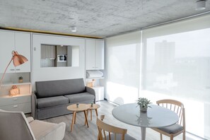 Standard Studio, 1 Double Bed | Living room - hUB Antofagasta (Antofagasta)