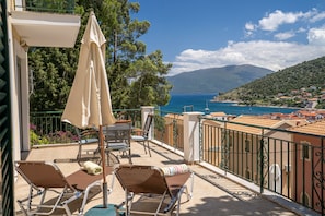 Luxury Penthouse | Terrace/patio - Faos Luxury Apartments (Kefalonia)