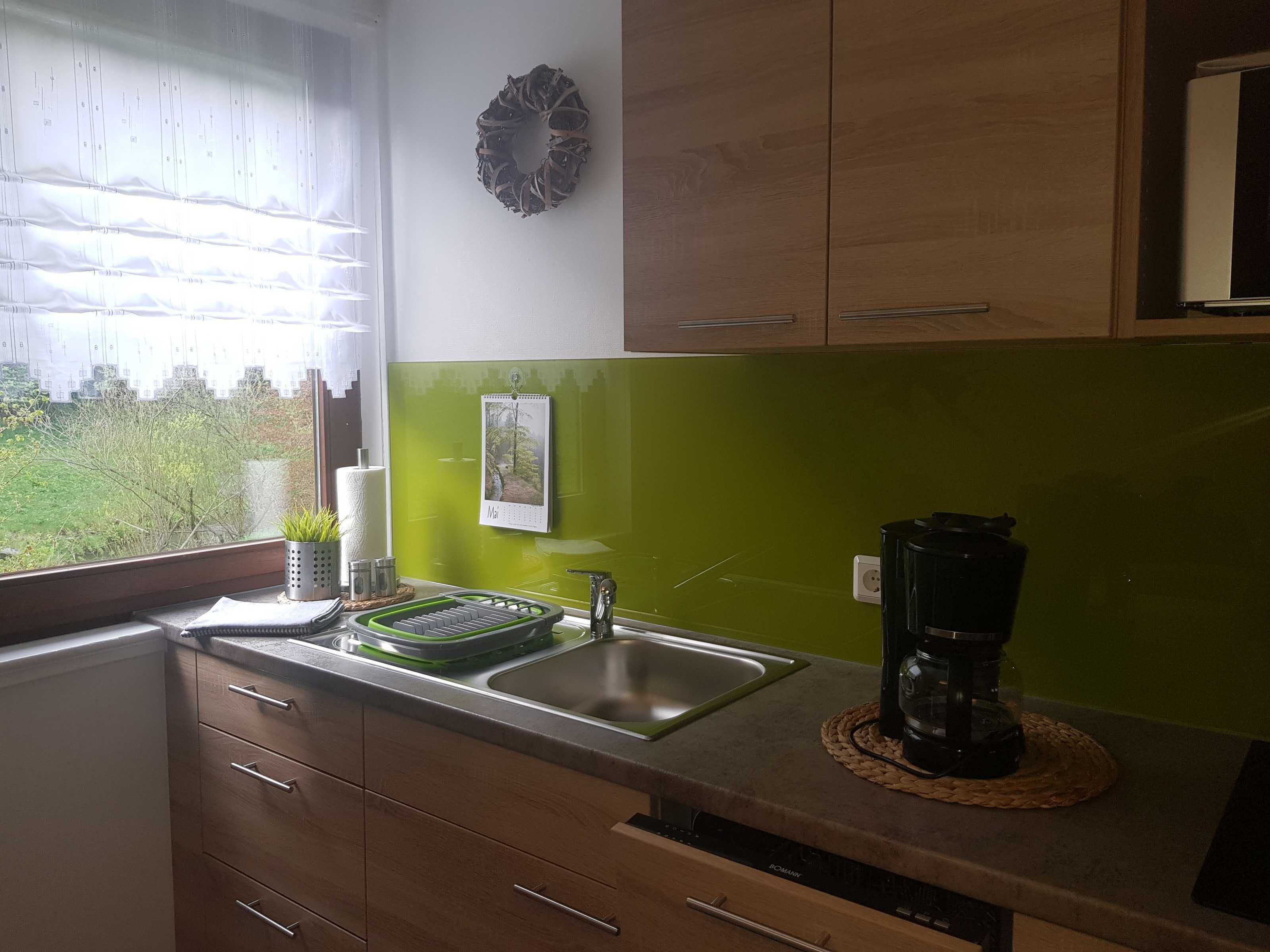 Fridge, dishwasher, highchair