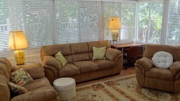 Apartment, 2 Bedrooms | Bahagian dalam