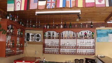 Poolside bar