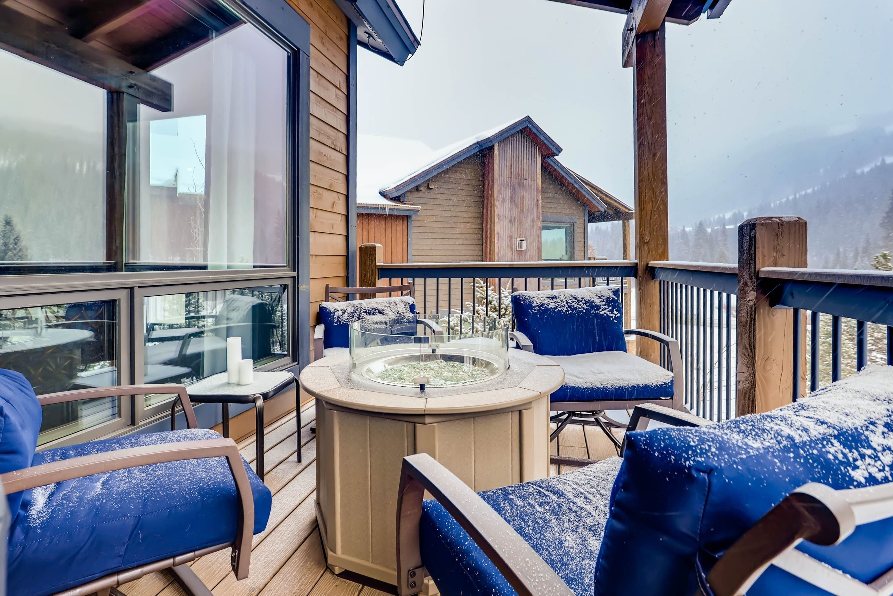 Townhome, 3 Bedrooms | Outdoor spa tub