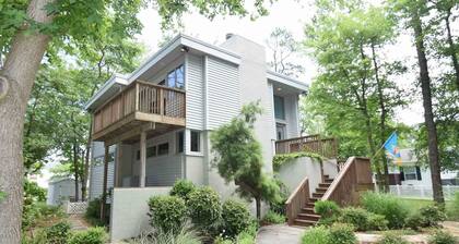 Tunnel Avenue 14106 2 Bedroom Home by RedAwning