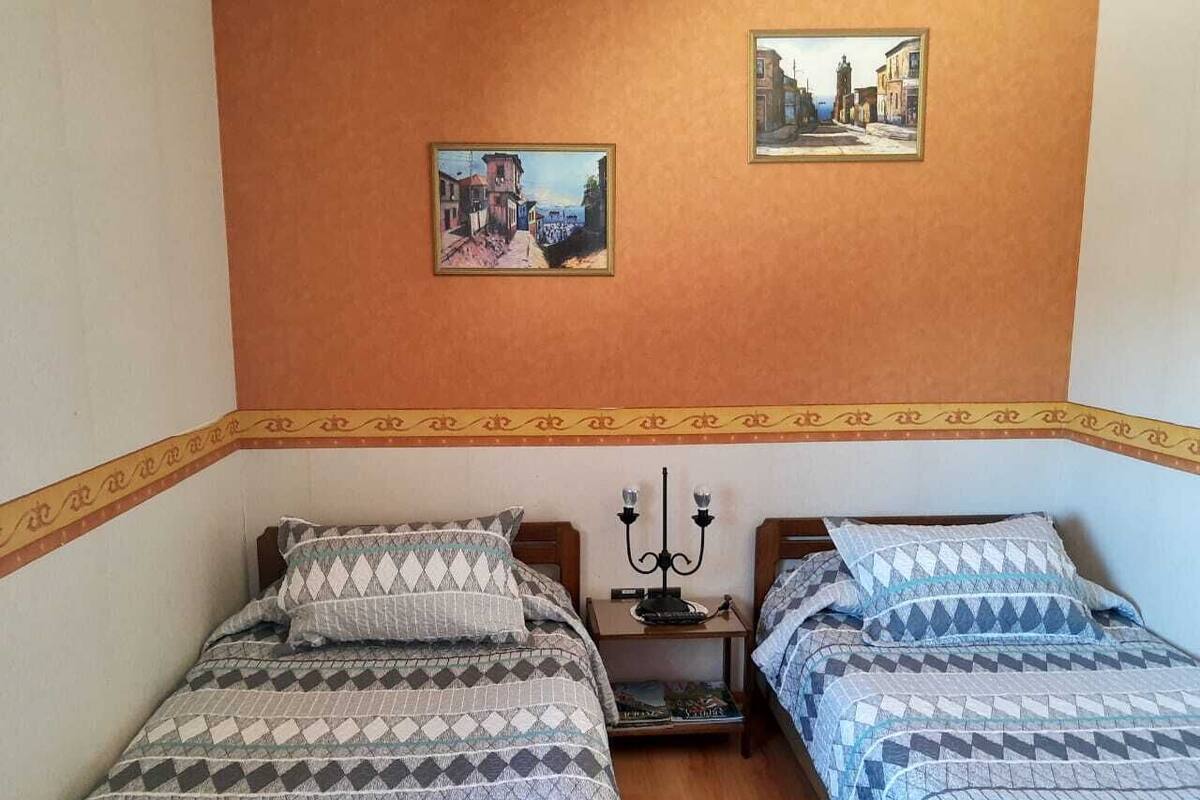 Căn hộ (Departamento 2 camas) | Két bảo mật tại phòng, bàn, bàn ủi/dụng cụ ủi quần áo