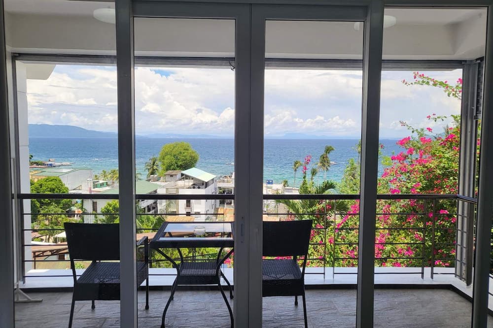 Manarra Seaview Resort