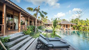 Sun deck