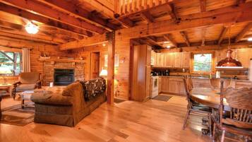 Cabin, 2 Bedrooms | Living room