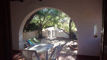 Villa, 2 Bedrooms | Terrace/patio