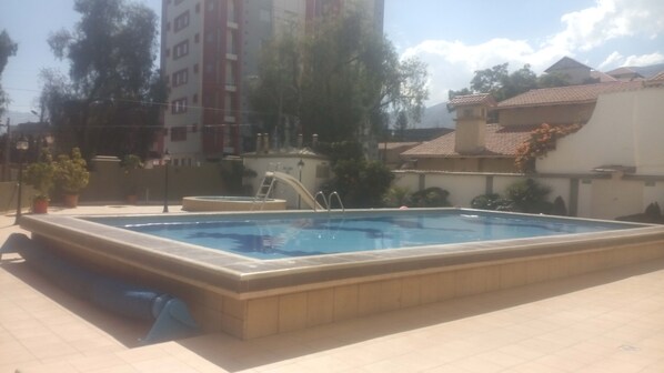 Alberca al aire libre