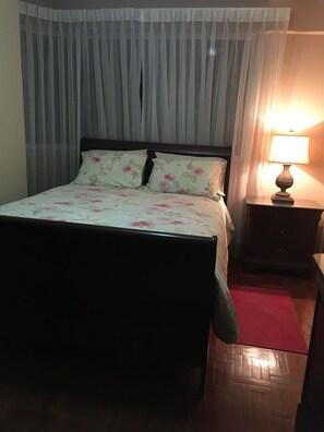 Departamento familiar, 3 habitaciones | 3 habitaciones, decoración personalizada y muebles diferentes 