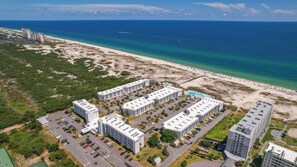 Exterior - We're just waiting for you! Waves, Sand and Fun in the Sun 🌞 (Gulf Shores)