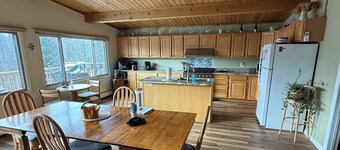 Riverfront Retreat AuSable River  Fireplace + XC Ski and Snowshoe Trail Access