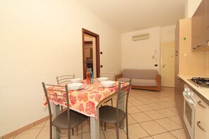 Living area - San Remo Apartments (Comacchio)