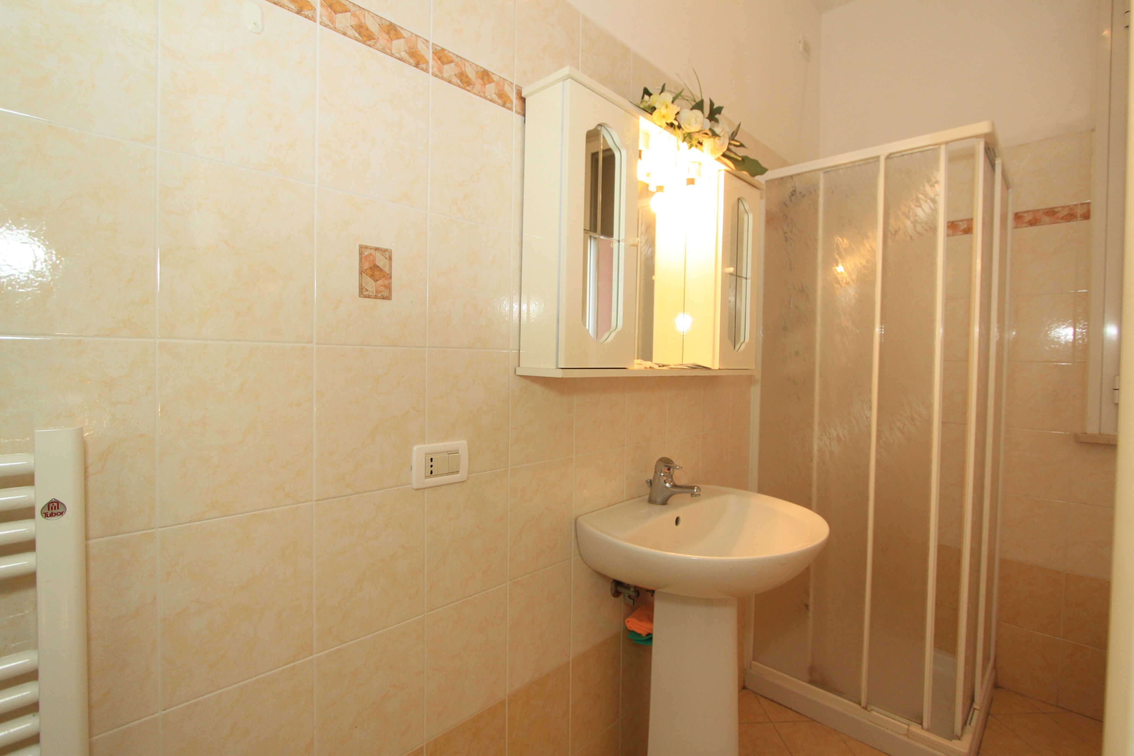 Appartement classique | Salle de bain | Douche, bidet