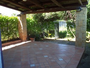 Villa, 2 Bedrooms | Terrace/patio