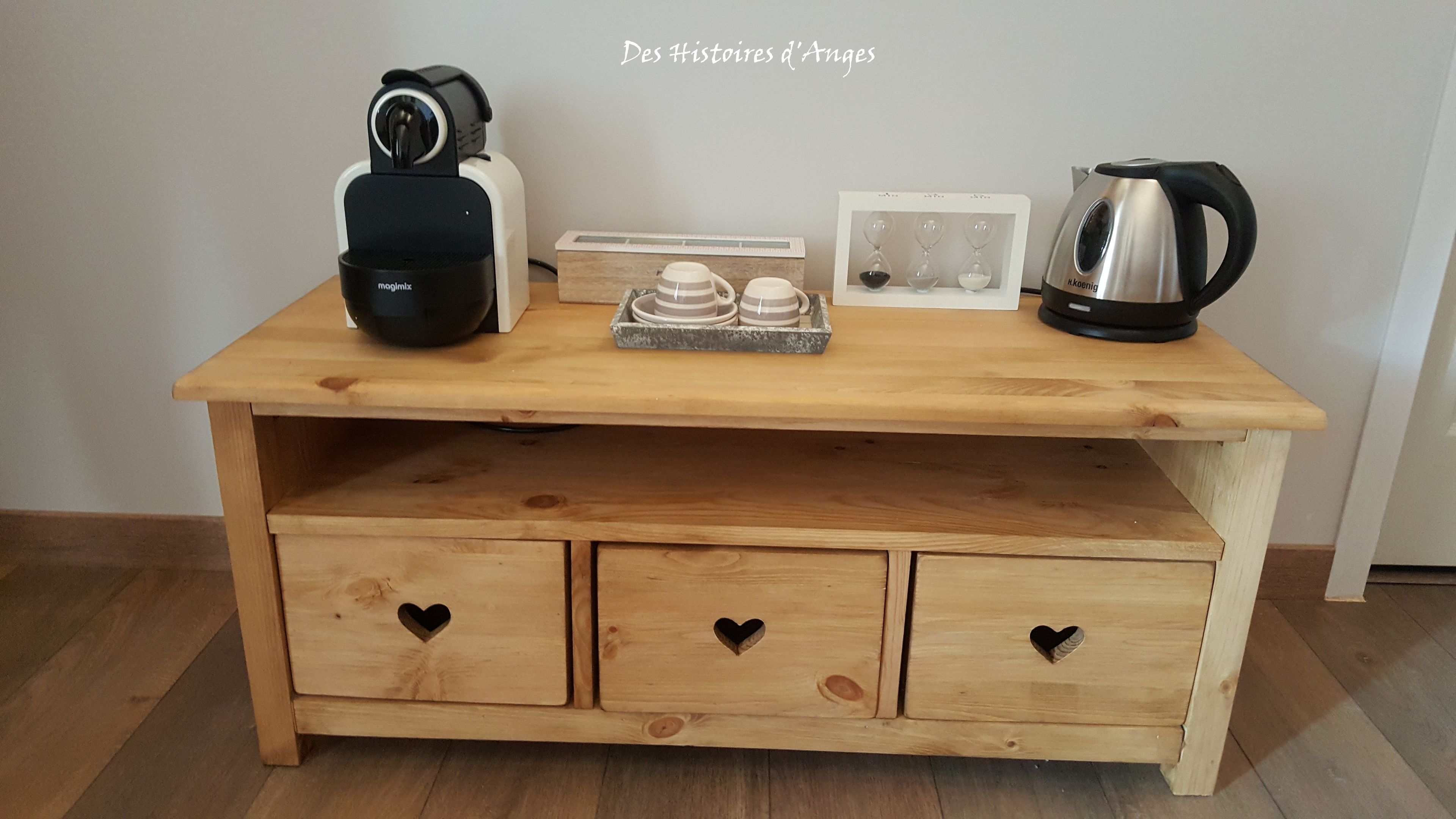 Comfort Triple Room | Coffee and/or coffee maker