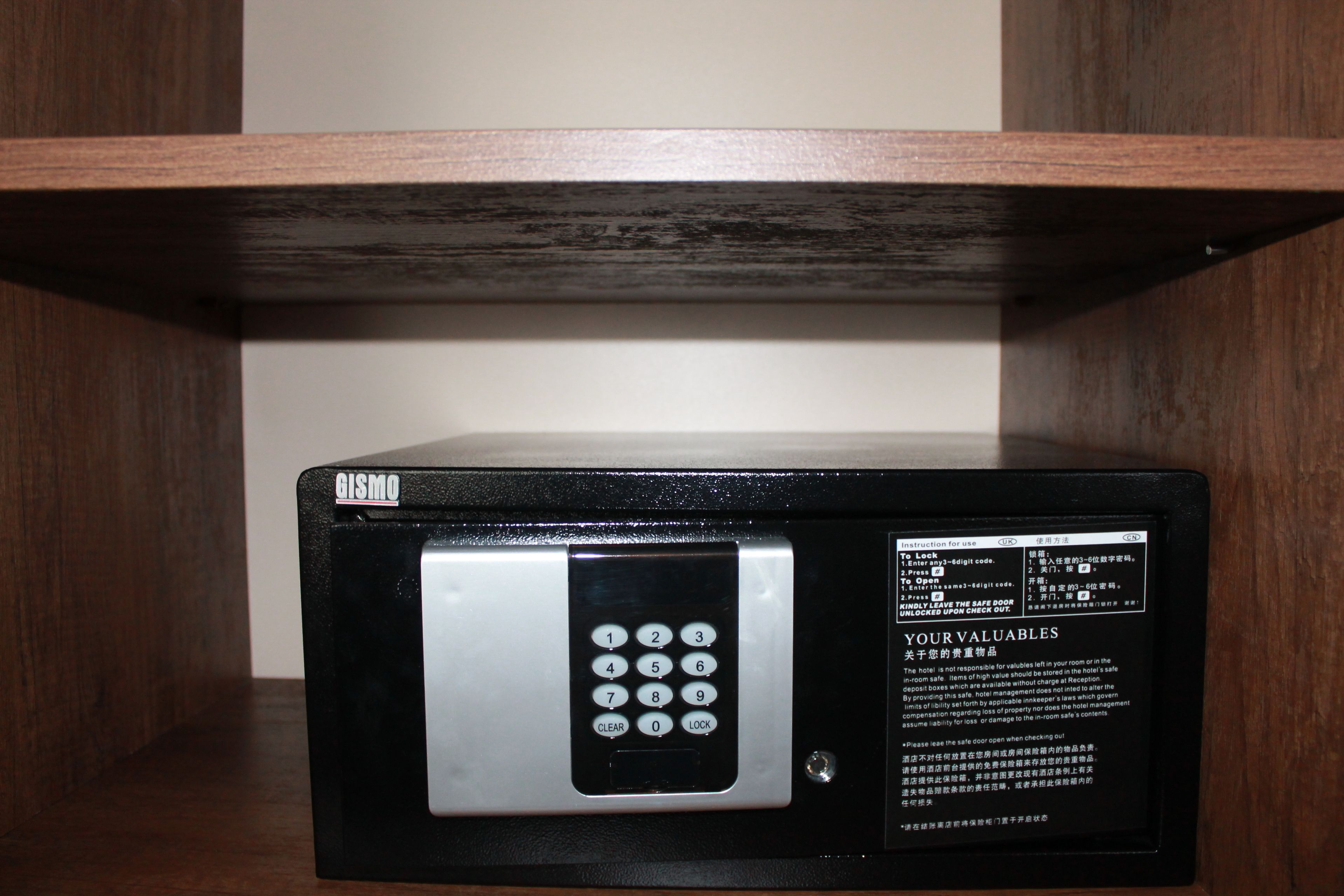 economy double room | safe