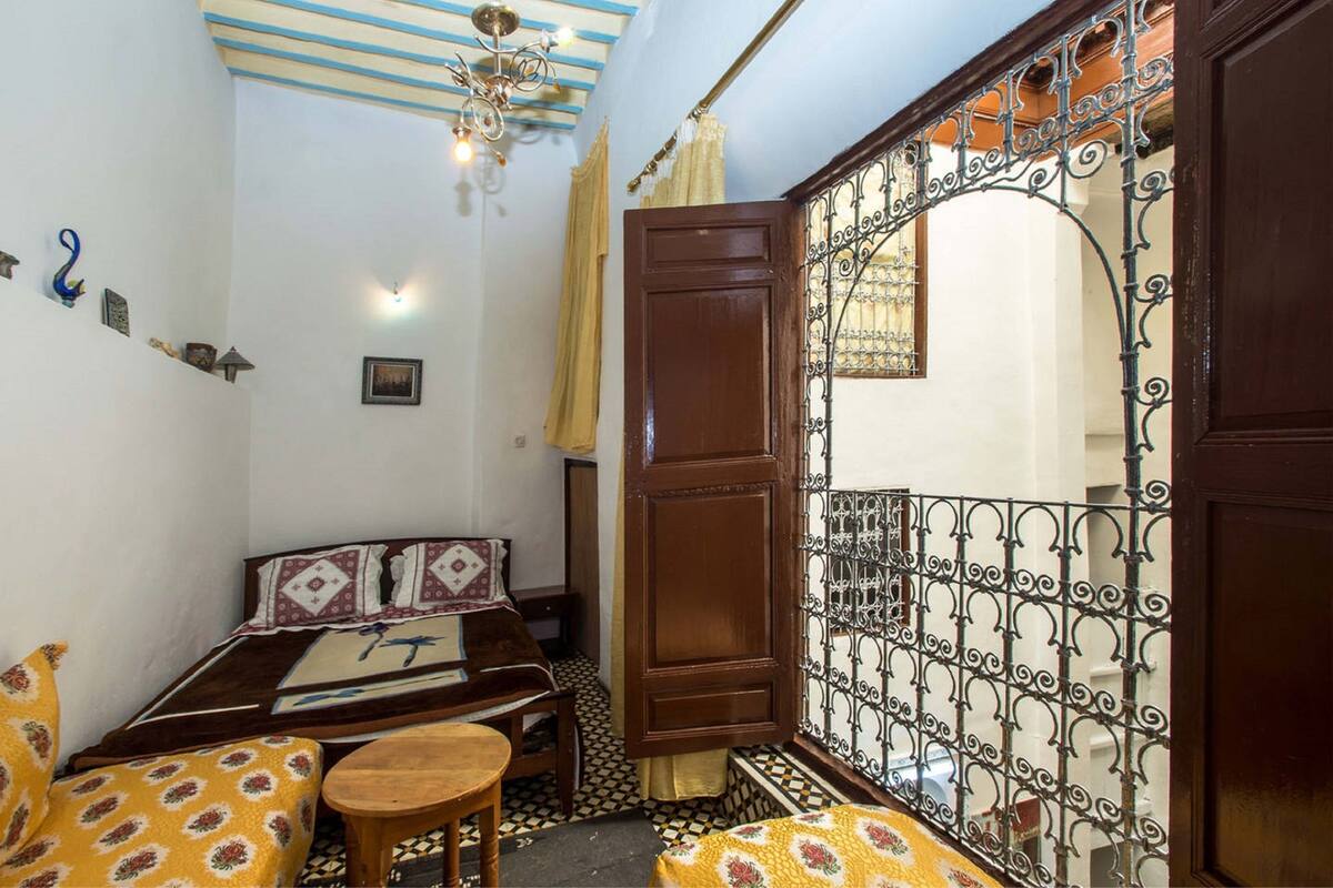 Quadruple Room | In-room safe, desk, free WiFi, bed sheets