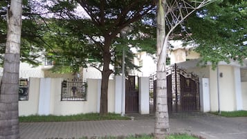 Entrada de la propiedad