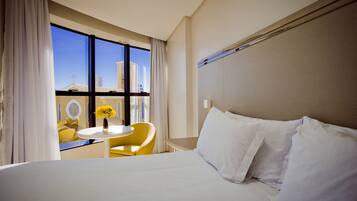 Café da manhã com buffet grátis todos os dias