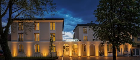 Front of property – evening/night