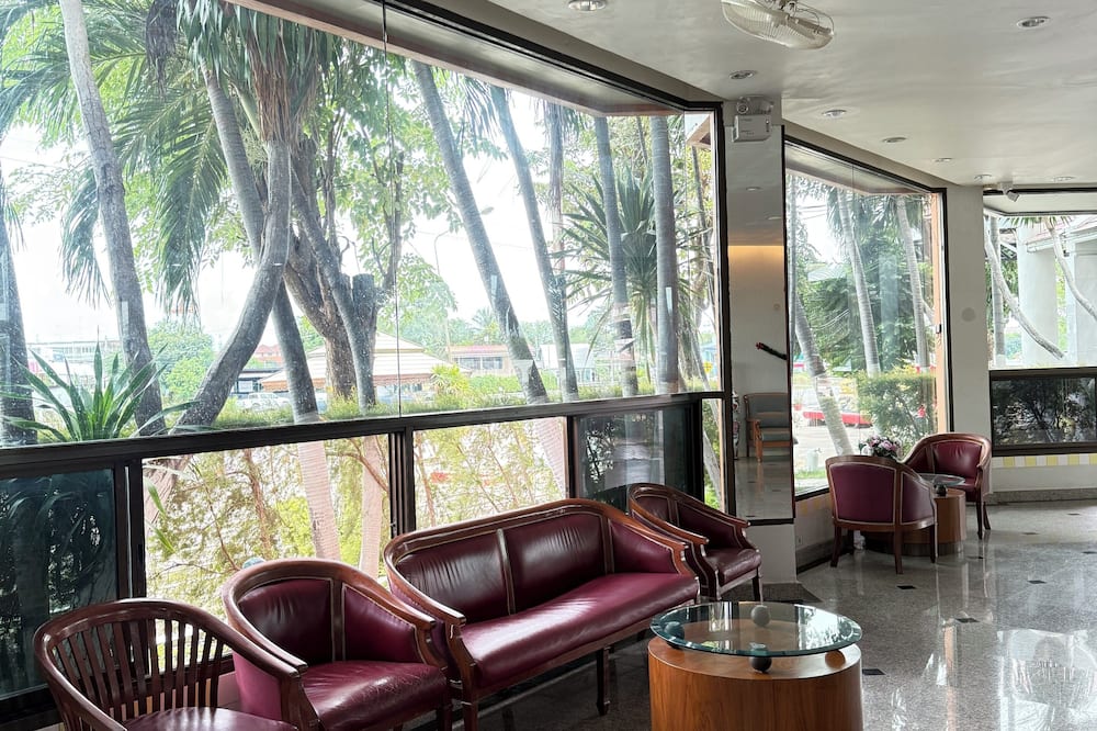 Lopburi Residence Hotel