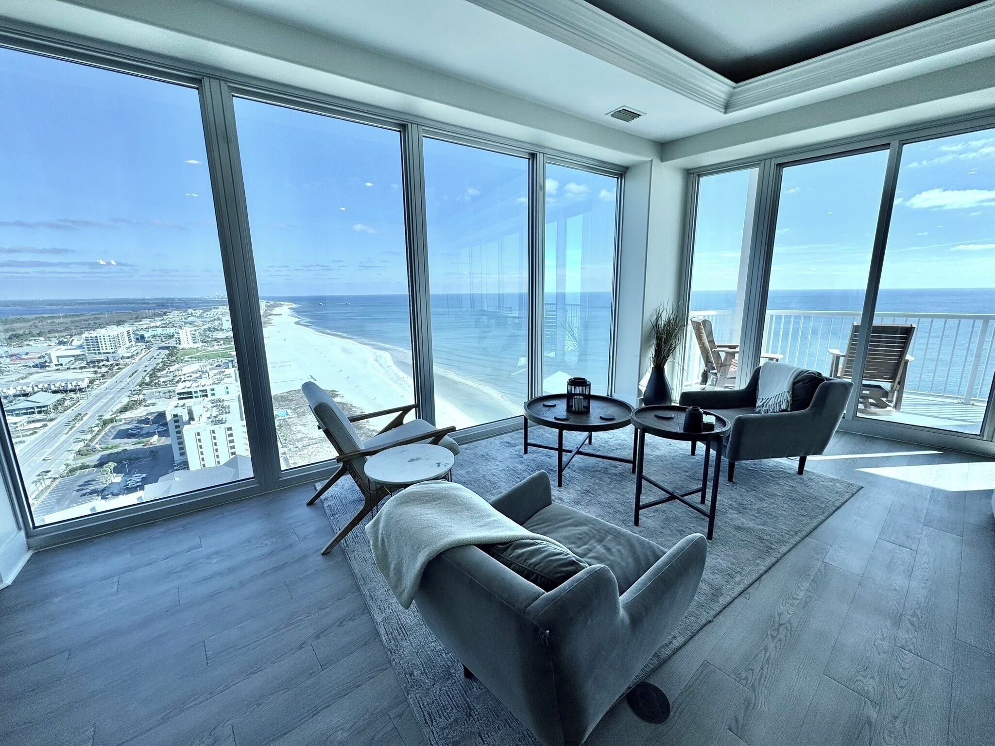 Televisión de pantalla plana y reproductor de DVD 