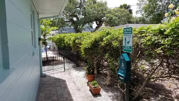 Enceinte de lâhĂ©bergement