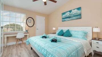1 bedroom, desk, iron/ironing board, WiFi