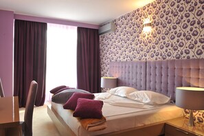 Minibar, in-room safe, free WiFi - Mizuumi Boutique Hotel (Constanta)