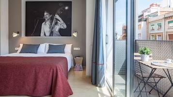 2 chambres, coffres-forts dans les chambres, fer et planche Ă  repasser