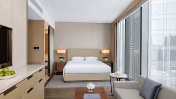 1 Schlafzimmer, hochwertige Bettwaren, Daunenbettdecken, Minibar