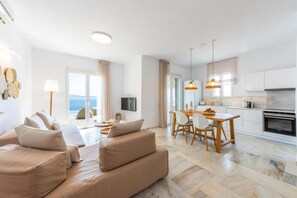 Villa, 2 Bedrooms, Private Pool | Living room